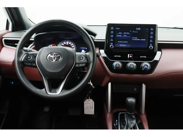 Car image 15