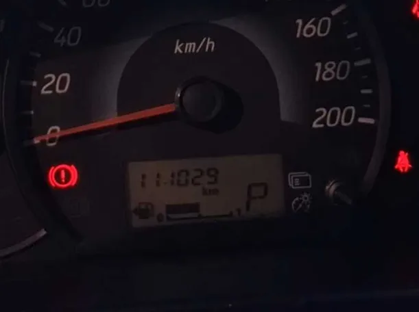 Car image 10