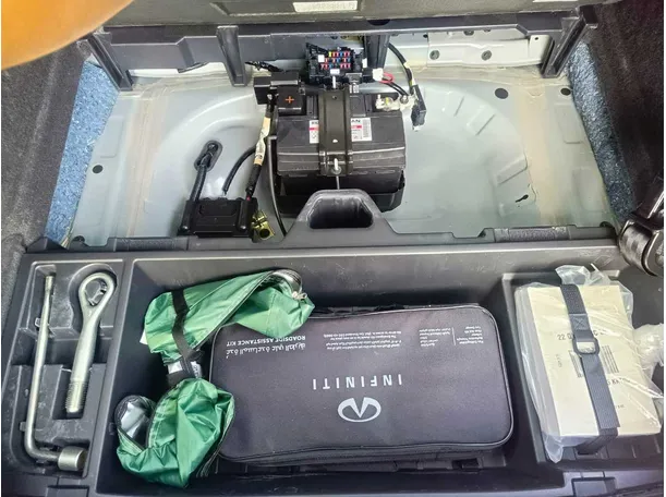 Car image 41