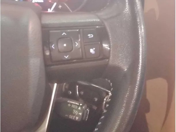 Car image 27