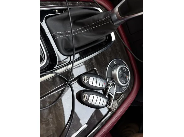 Car image 28