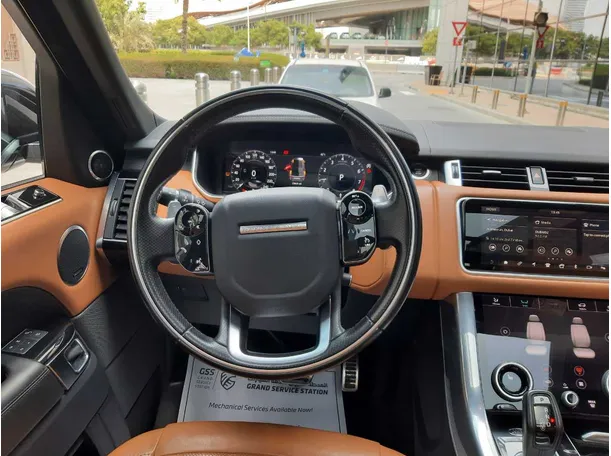 Car image 17