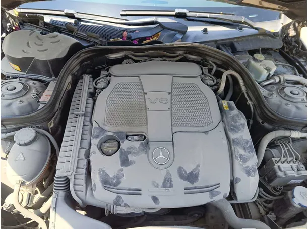 Car image 37