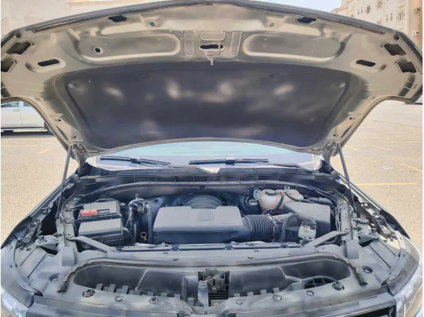 Car image 32