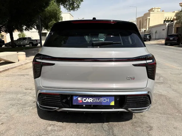 Car image 6