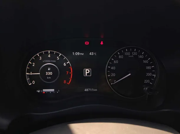Car image 17