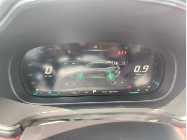 Car image 24