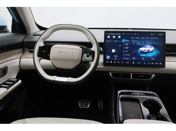 Car image 15