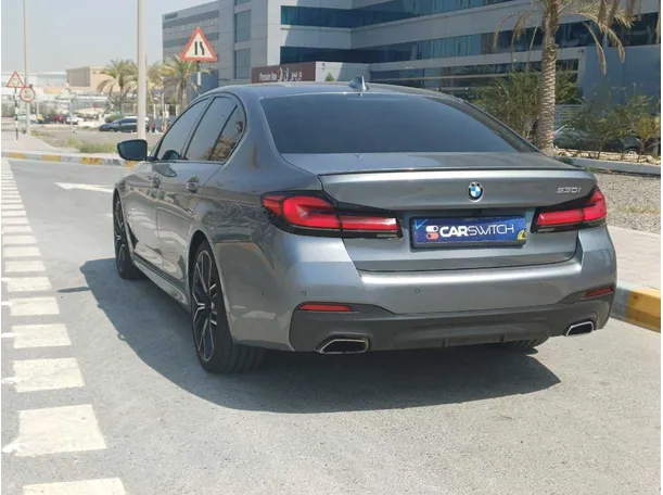 Car image 7