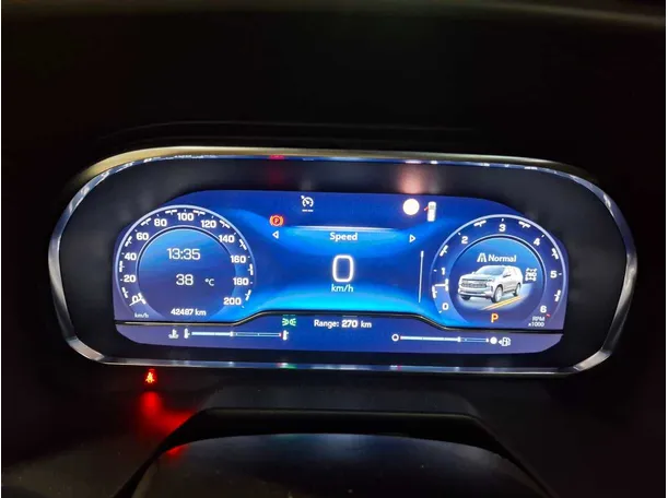 Car image 18