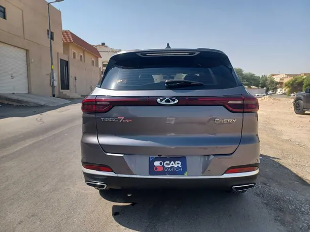 Car image 6