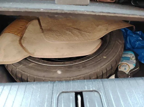 Car image 41