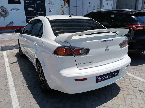Car image 7