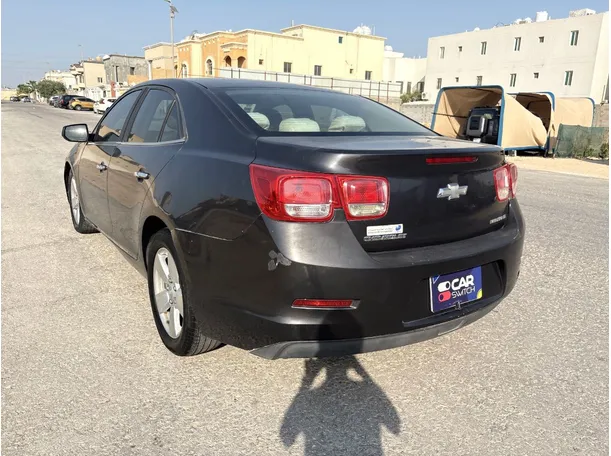 Car image 7