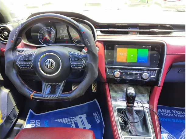 Car image 16