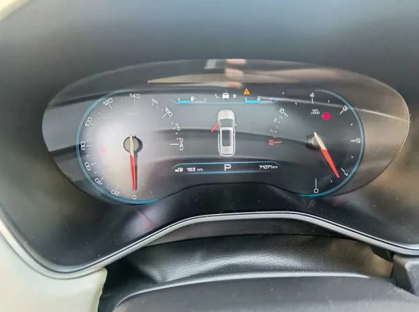 Car image 24