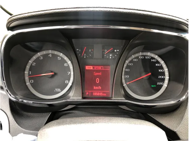 Car image 19