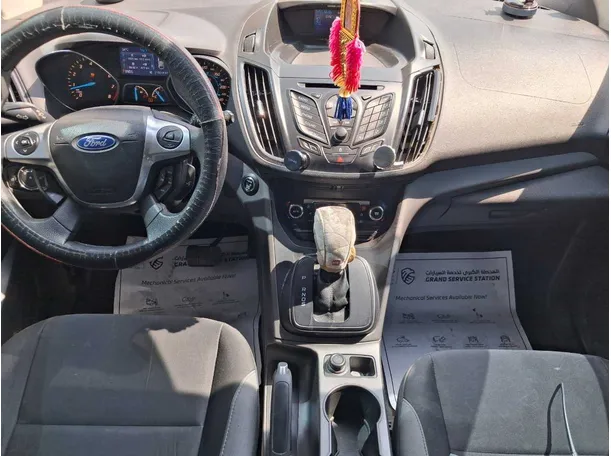 Car image 16