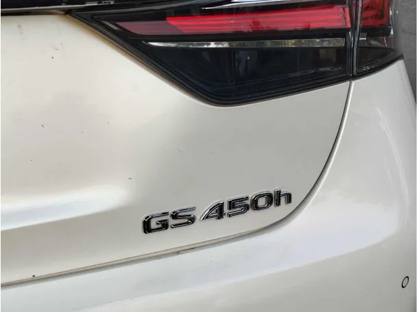 Car image 33