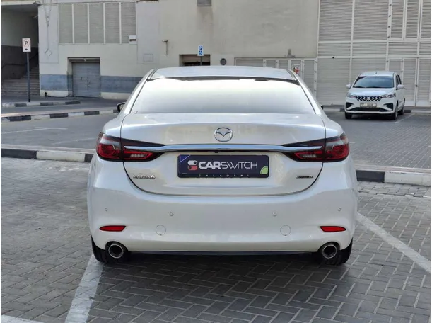 Car image 6