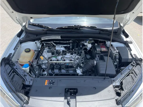Car image 25