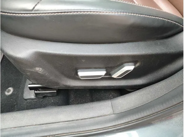 Car image 41