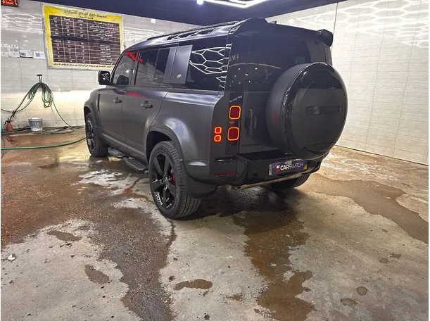 Car image 7