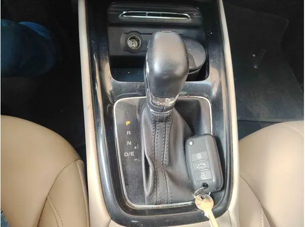 Car image 26