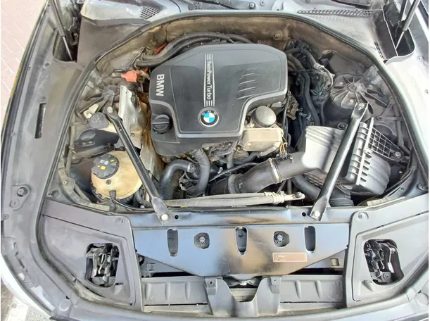 Car image 21