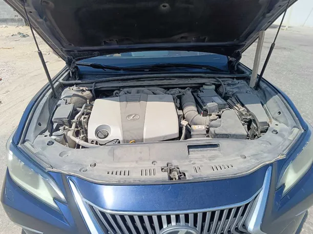 Car image 34