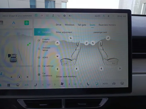 Car image 23
