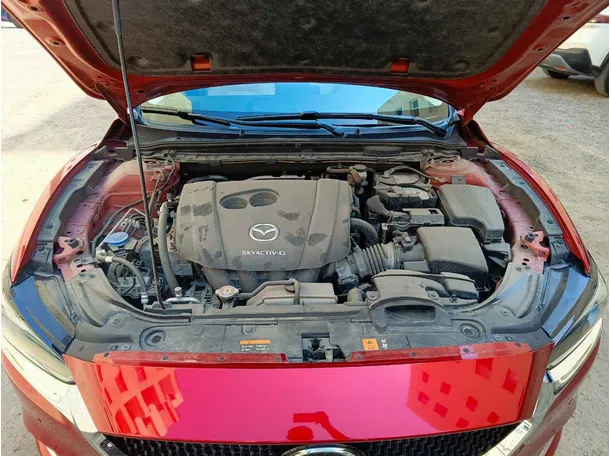 Car image 32