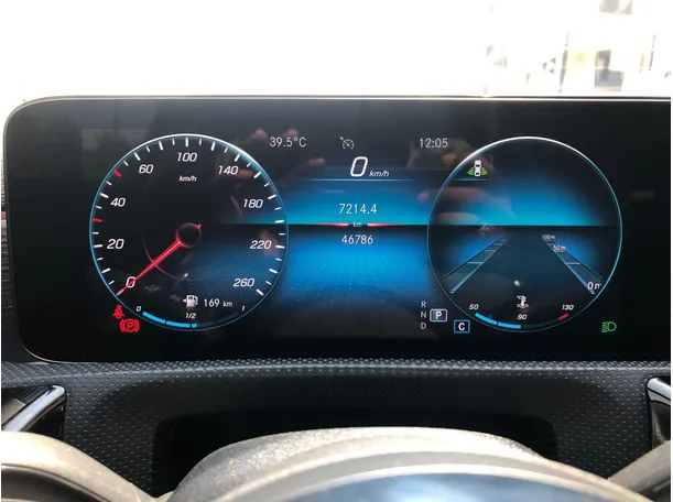 Car image 21