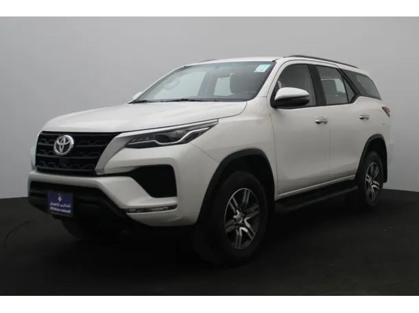 2022 Toyota Fortuner in Dubai