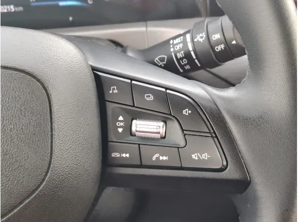 Car image 29