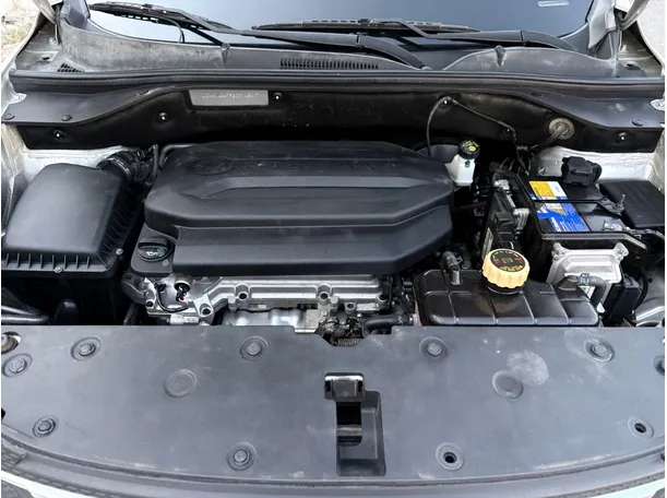 Car image 30