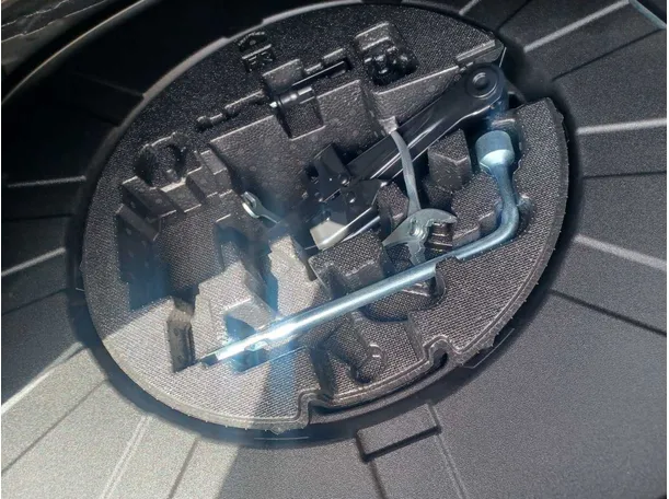 Car image 22