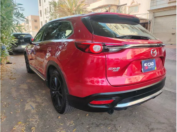Car image 7