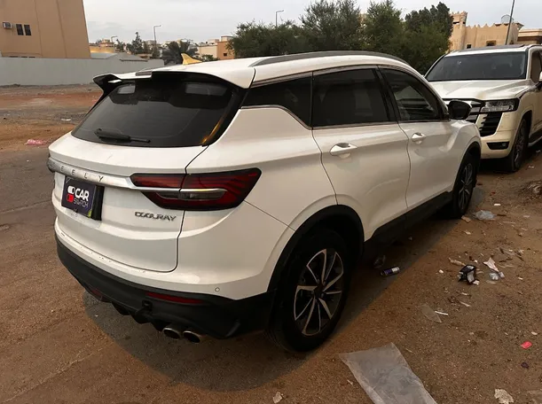 Car image 5