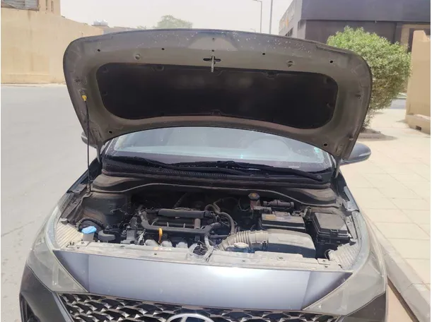 Car image 35