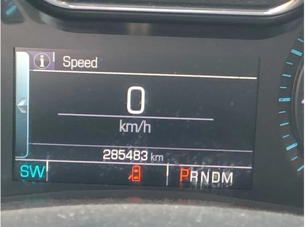 Car image 18