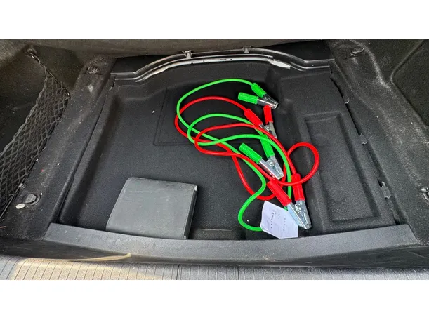 Car image 21