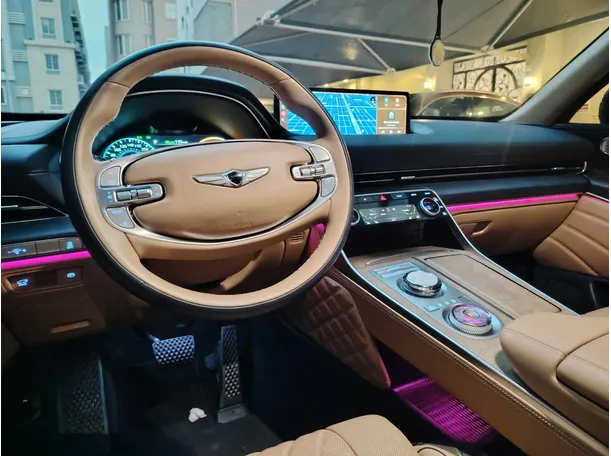 Car image 27