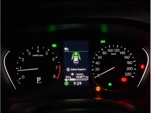 Car image 24