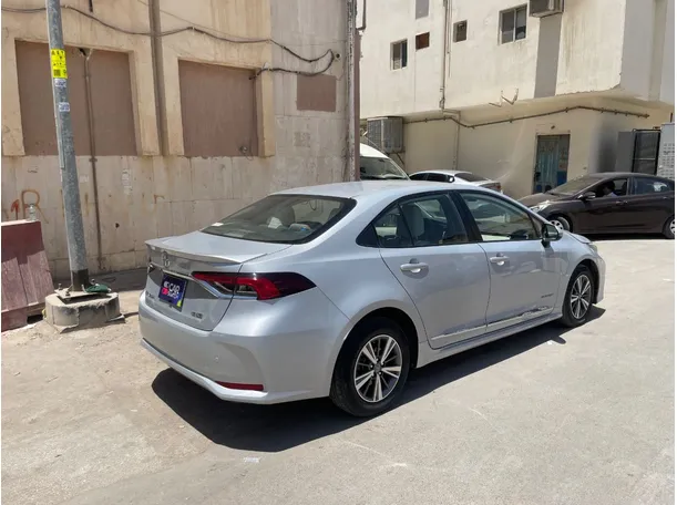 Car image 5