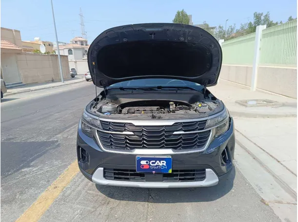 Car image 37