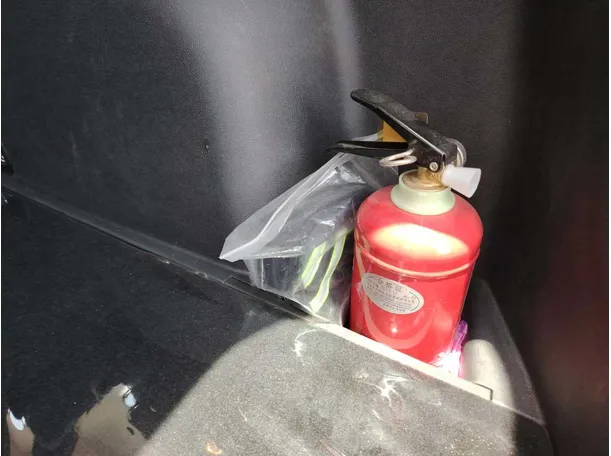 Car image 44
