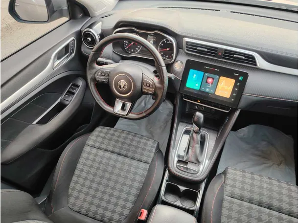 Car image 20