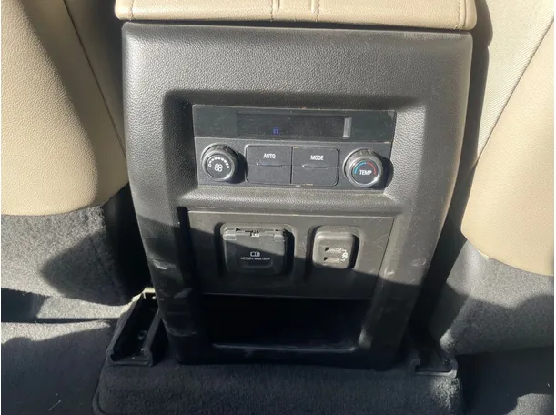 Car image 26