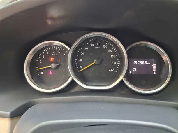 Car image 19
